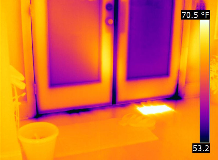 赤外線サーモグラフィカメラによる住宅や建物のエネルギー効率の